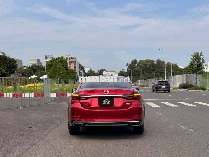 Mazda 6 2022 2.5 Signature Premium Đỏ 18.000 km