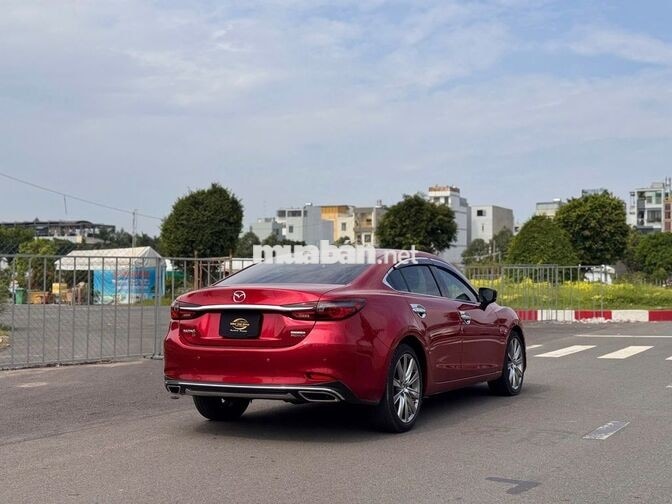 Mazda 6 2022 2.5 Signature Premium Đỏ 18.000 km