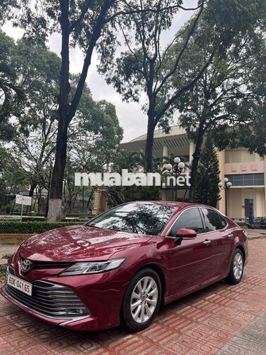 Toyota Camry 2021 Đỏ 55.000 KM