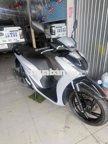 SH 125 125cc Bạc poscher 6029 km có bán trả góp
