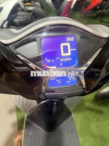 SH 125 125cc Bạc poscher 6029 km có bán trả góp