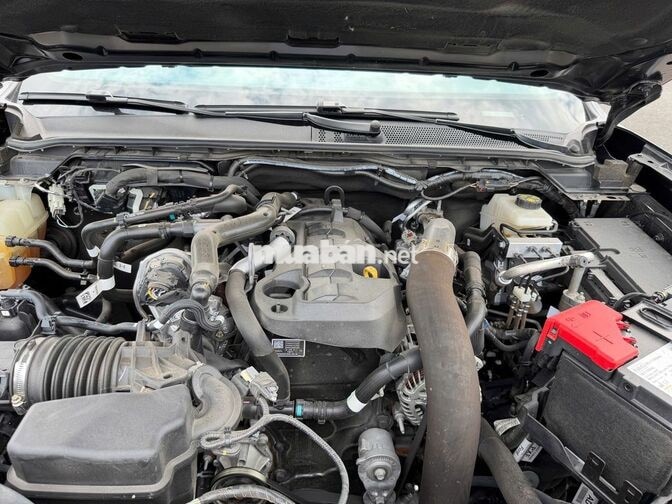 Ford Everest Titanium 4x2 AT 2025 Đen 11.000 km