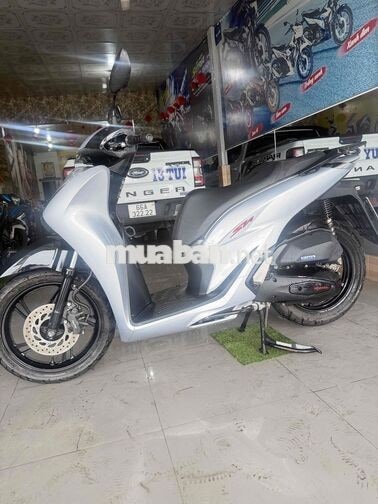 SH 125 125cc Bạc poscher 6029 km có bán trả góp