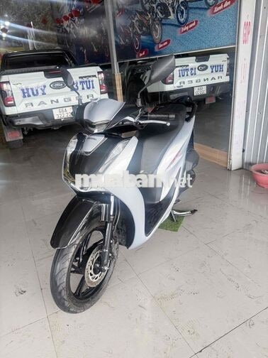 SH 125 125cc Bạc poscher 6029 km có bán trả góp
