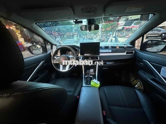 Mitsubishi Xpander Premium 2023 Trắng