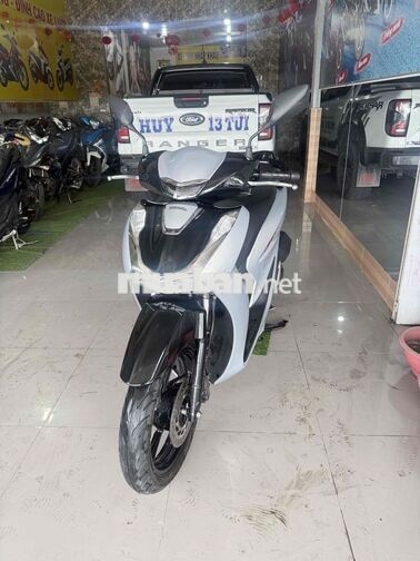 SH 125 125cc Bạc poscher 6029 km có bán trả góp
