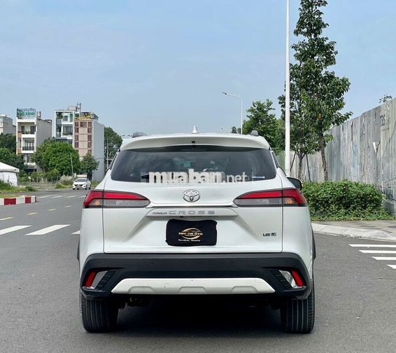 Toyota Corolla Cross 1.8 V 2022 Trắng 26.000 km