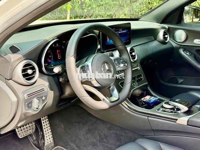 Mercedes C300 FL AMG model 2021 Trắng 55.000km