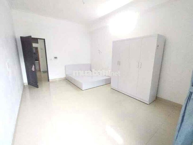 Phòng Phú Đô 35m Ban Công-  Full Đồ-Khép Kín 3.8tr - Không Chung Chủ