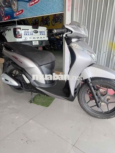 Honda SH Mode Bạc hồ sơ cầm tay có bán trả góp