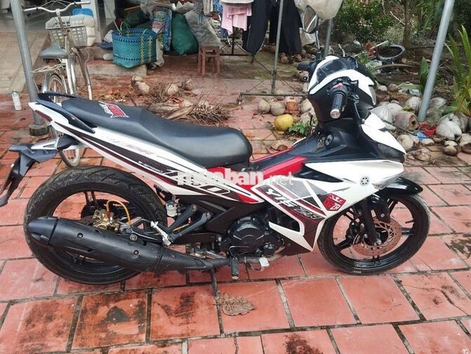 Yamaha Exciter 150 Trắng, Đỏ, Đen
