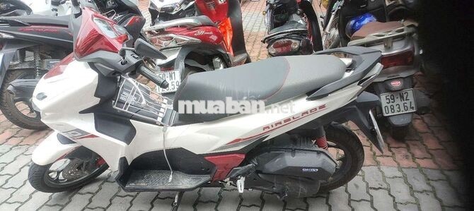 Honda Air Blade 2026 Trắng, Đỏ 6000 km