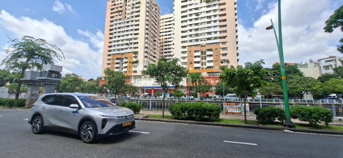 Nhà cấp 4 56m2 sát bờ kè Hoàng Sa quận 3,  mua xây mới, kd canhodichvu