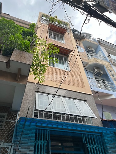 Bán nhanh nhà hẻm 62 Lý Chính Thắng, P.VTS, Quận 3: 3.1m x 8.7m, 3lầu