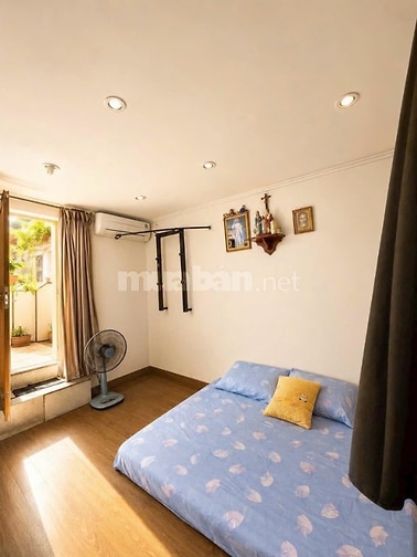 Nhà cấp 4 56m2 sát bờ kè Hoàng Sa quận 3,  mua xây mới, kd canhodichvu