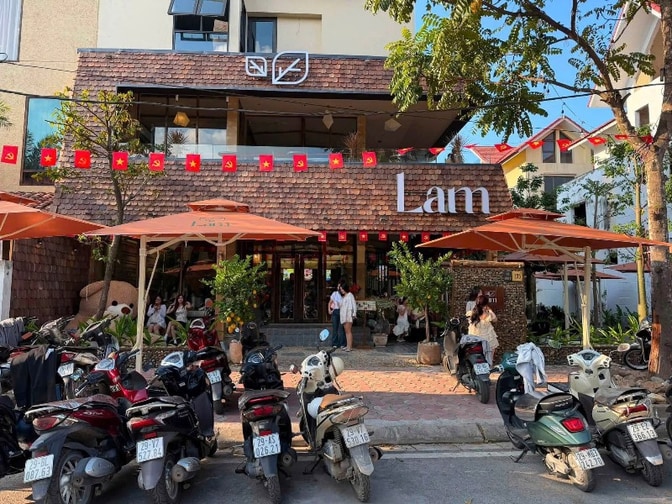Sang Nhượng Quán cafe view hồ văn quán diện tích 200m2 mặt tiền 8m 