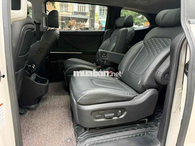 Hyundai Custin 2024 2.0Turbo Cao Cấp Siêu Đẹp