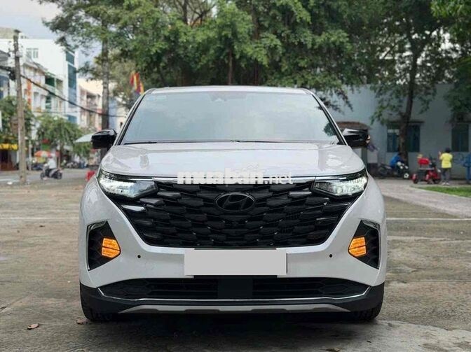 Hyundai Custin 2024 2.0Turbo Cao Cấp Siêu Đẹp