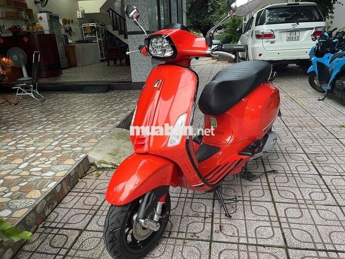 Piaggio Vespa Sprint Cam 125cc ABS odo 7788 km