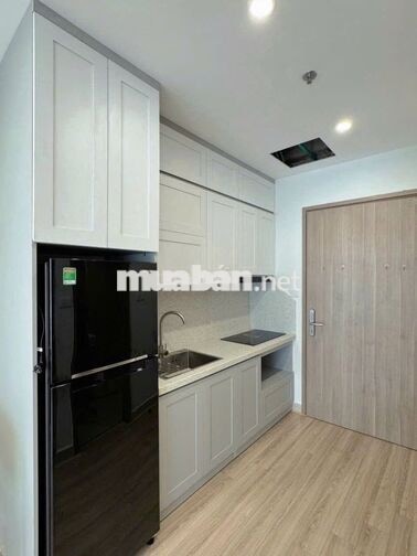 chính chủ bán căn studio 32m imperia giá 1,9 tỷ KĐT Vinhome Smart city