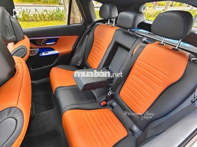 Mercedes-Benz GLC 300 V1 2024 Siêu Lướt Chính Hãng