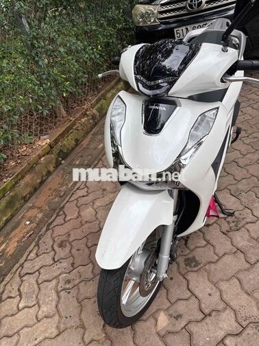 Honda SH 160i CBS 2024 Trắng 6200 km