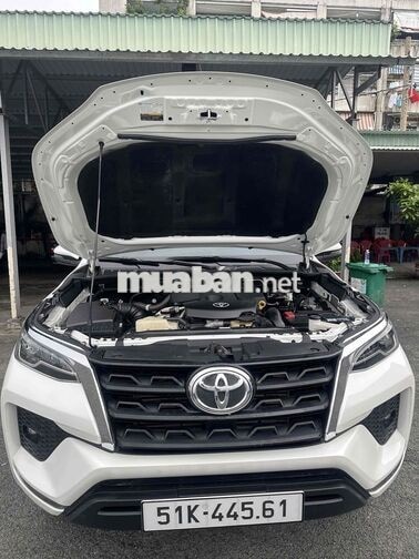 Toyota Fortuner 2.4 AT 2020 Trắng 88000 km