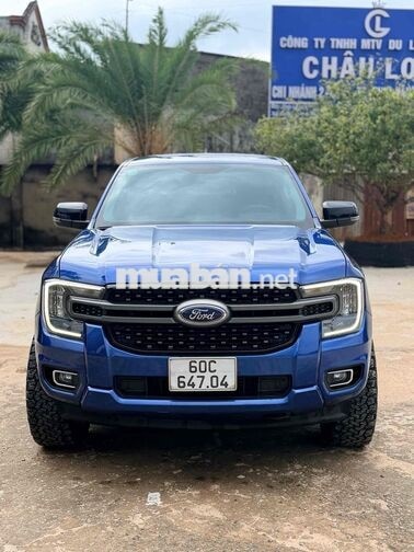 Ford Ranger XLS 2023 Xanh 8 vạn siêu đẹp