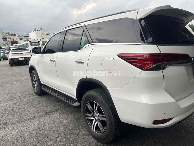 Toyota Fortuner 2.4 AT 2020 Trắng 88000 km