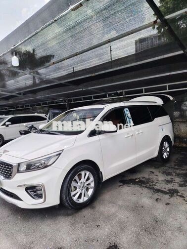 Kia Sedona 2018 Trắng 7 chỗ Số tự động Máy dầu
