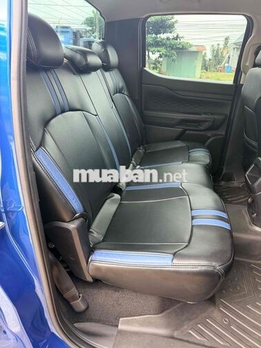 Ford Ranger XLS 2023 Xanh 8 vạn siêu đẹp