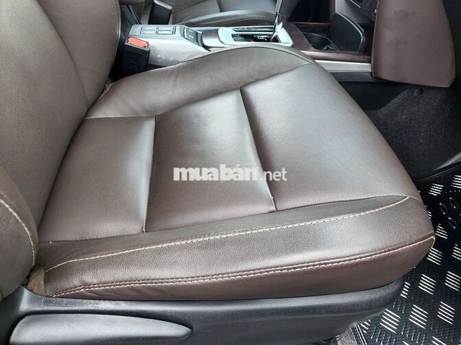 Toyota Fortuner STD 2019 Xăng