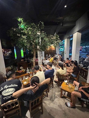 SANG NHƯỢNG QUÁN CAFE TẠI MỖ LAO Nguyễn Văn Lộc 250m2 lô góc 20m