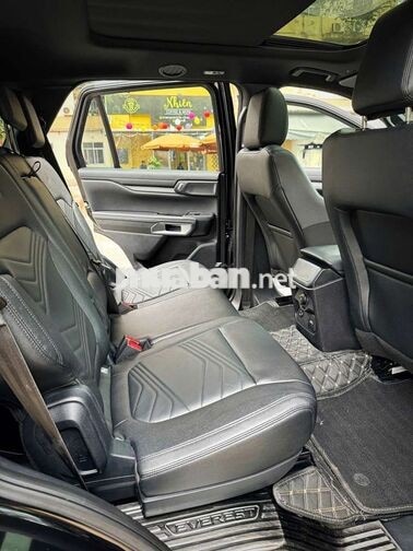 Ford everest 2022 titanium 4x2