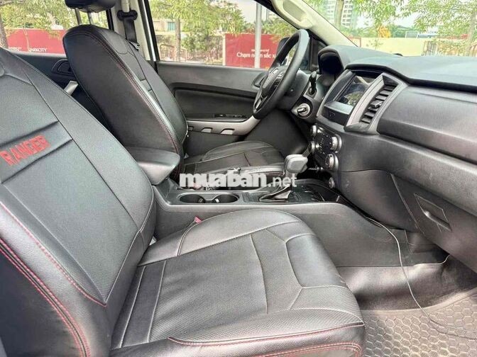 Ford Ranger XLS 2.2 AT 2021 Trắng Tự động