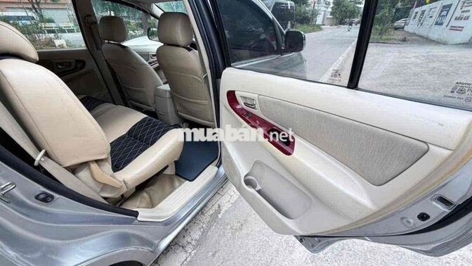 Toyota Innova G 2006 Bạc 7 chỗ