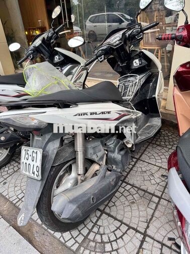 Honda Vision Trắng