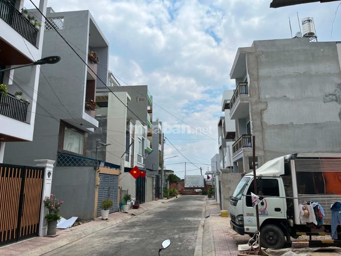 BÁN ĐẤT PHƯỜNG LINH XUÂN, TP. THỦ ĐỨC , HẺM Ô TÔ ĐƯỜNG SỐ 8