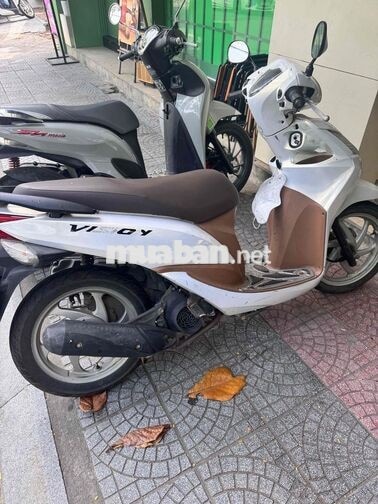 Honda Vision Trắng