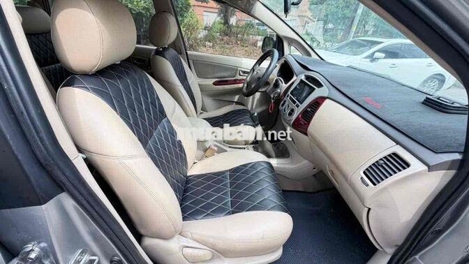 Toyota Innova G 2006 Bạc 7 chỗ