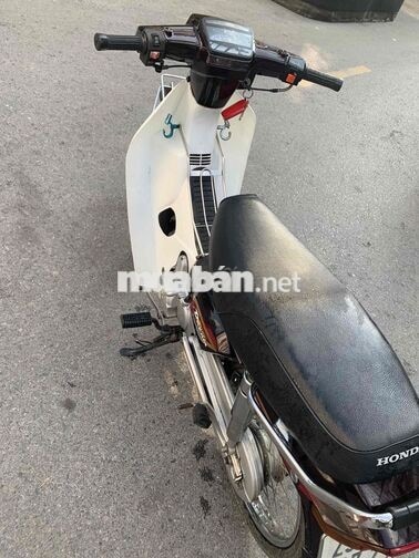 Honda Dream Nâu Xe số