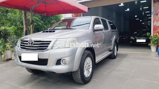 Xe Toyota Hilux E Số Sàn 1 Cầu 2015, Xe Đẹp