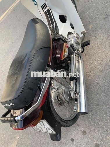 Honda Dream Nâu Xe số