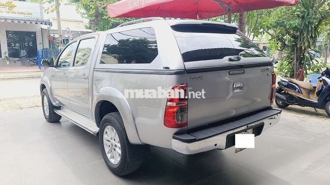 Xe Toyota Hilux E Số Sàn 1 Cầu 2015, Xe Đẹp