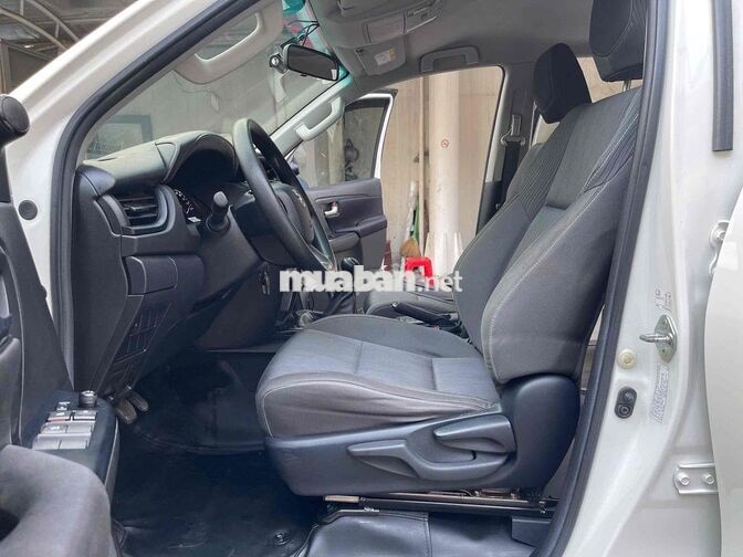 Fortuner Dầu số sàn 2022 -HT Vay 70% -Giá còn giảm