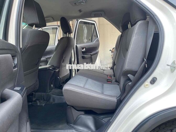 Fortuner Dầu số sàn 2022 -HT Vay 70% -Giá còn giảm
