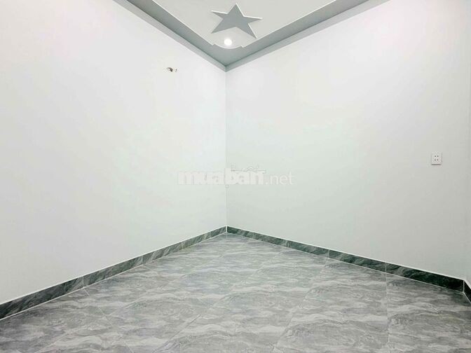 NHÀ MỚI SHR NHỈNH 4T NGAY CHỢ THIẾC - LÊ VĂN KHƯƠNG