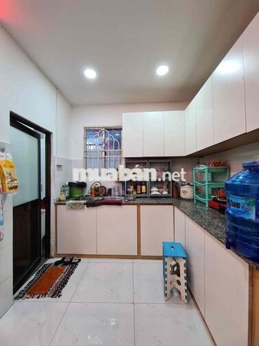 Bán nhà Khu Tên Lửa, 4x7m, 2 tầng, 2pn,2wc, hẻm 3m, kế AEON BT, TL