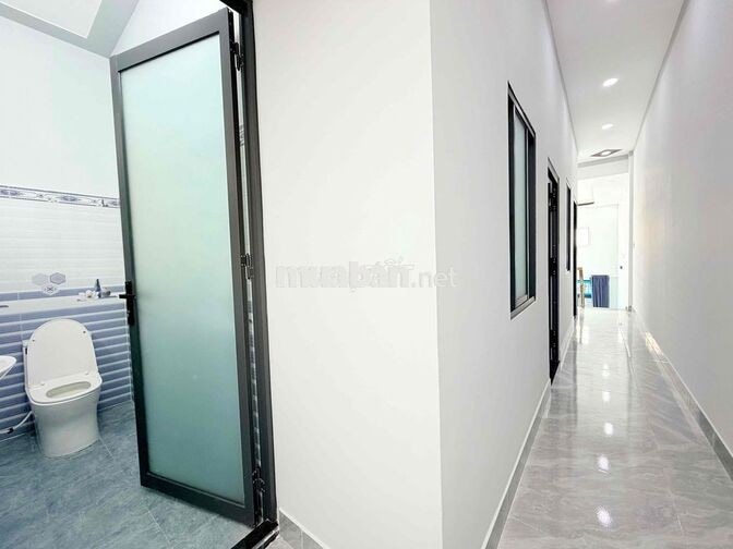 NHÀ MỚI SHR NHỈNH 4T NGAY CHỢ THIẾC - LÊ VĂN KHƯƠNG