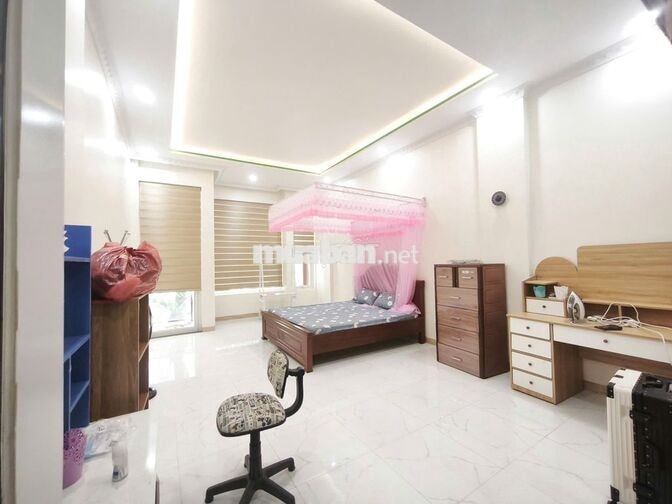 NHÀ 3 TẦNG MẶT TIỀN TRẦN NGUYÊN ĐÁN- CÓ THANG MÁY